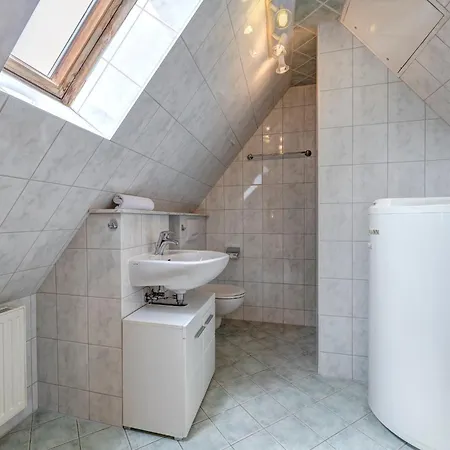 דירה Renate Dachgeschosswohnung 4 *