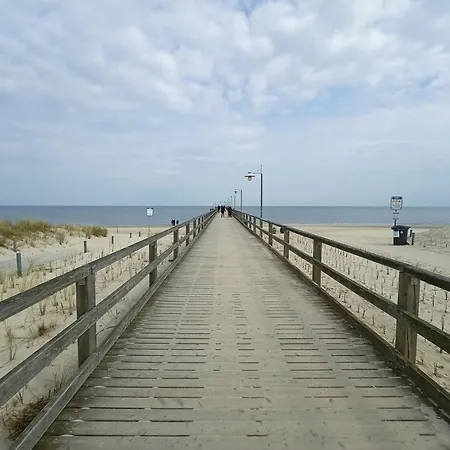 Renate Dachgeschosswohnung 4 * הרינגסדורף